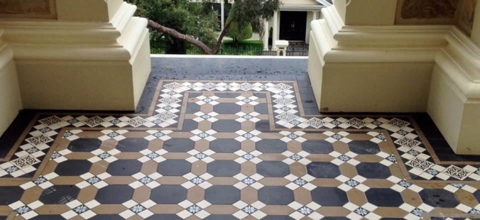 Outdoor Tiling